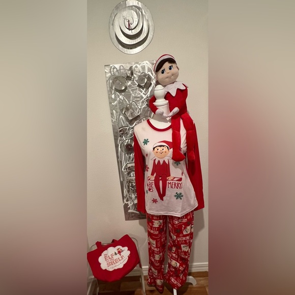 Elf on the Shelf Pajamas + Tote Bag + Large Stuffed Doll - Picture 13 of 16